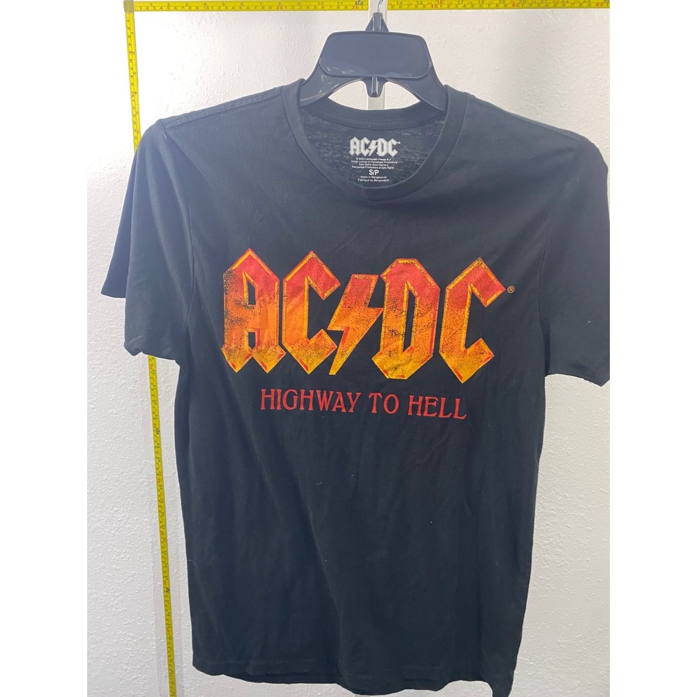 AC/DC Highway to Hell Graphic T-Shirt Black Small Rock Band Tee Short Sleeve